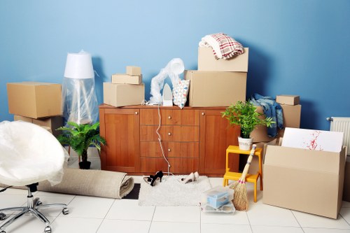 Removal truck hire service for Sutton home moves
