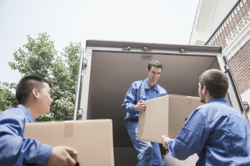 Checklist and preparation essentials for moving home in Sutton