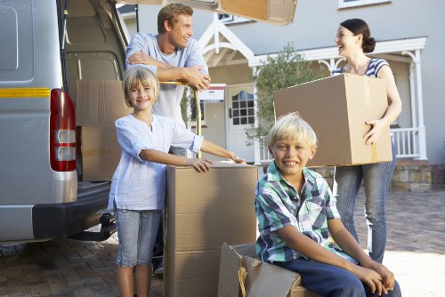 Local Sutton moving support for furniture and boxes